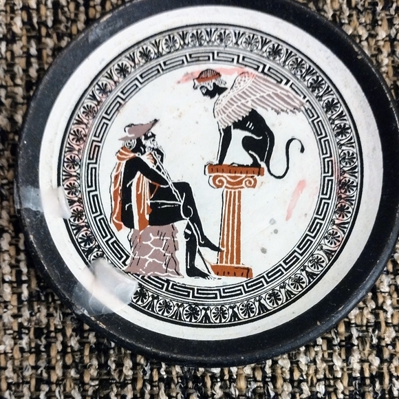 Set of 3 vintage hand painted ceramic plates made in Greece - Picture 3 of 6